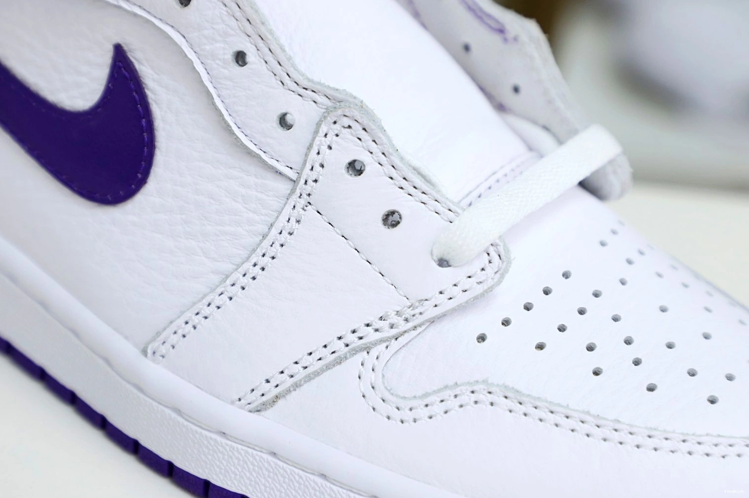 1 OG Air Court Purple Jordan High 0825